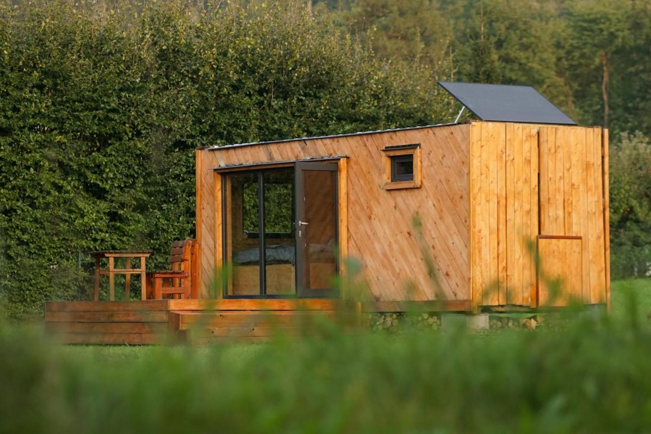Zátor Obytny Kontejner Cabin Stars מראה חיצוני תמונה